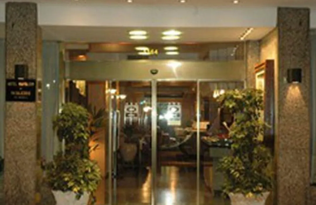 Hotel Napoleón-1