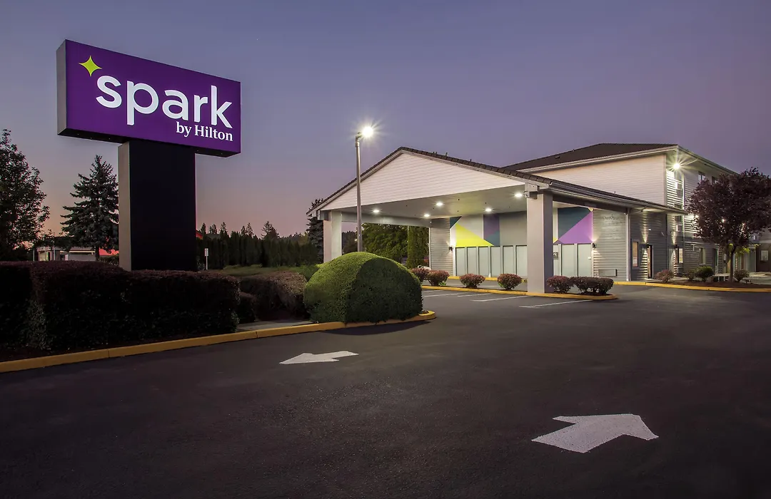 Spark By Hilton Kent Seattle-1