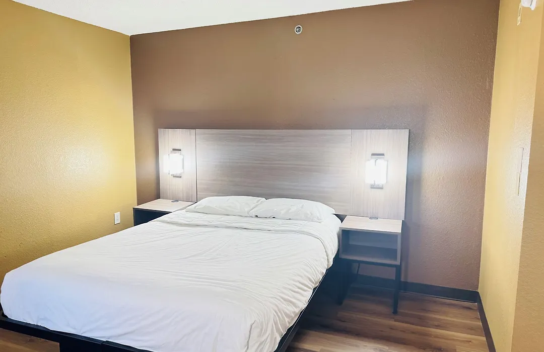 Mainstay Suites Charlotte - Executive Park-1