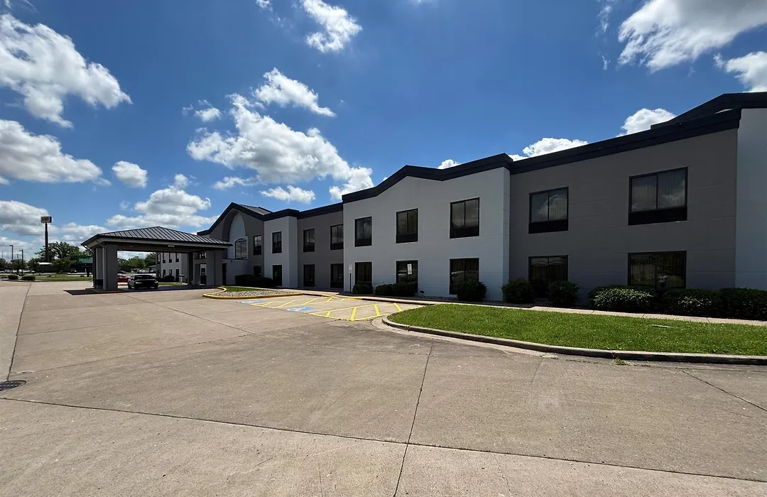 Baymont By Wyndham Marion-1
