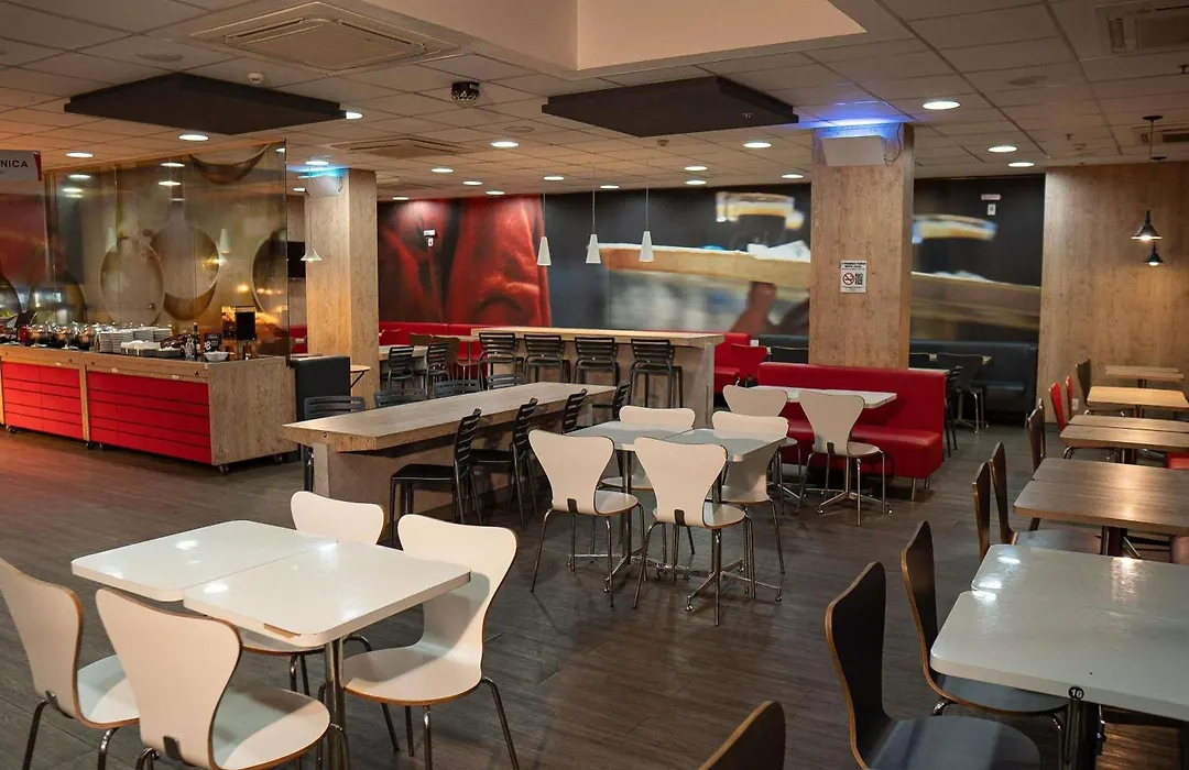 Ibis Copacabana Posto 5-1