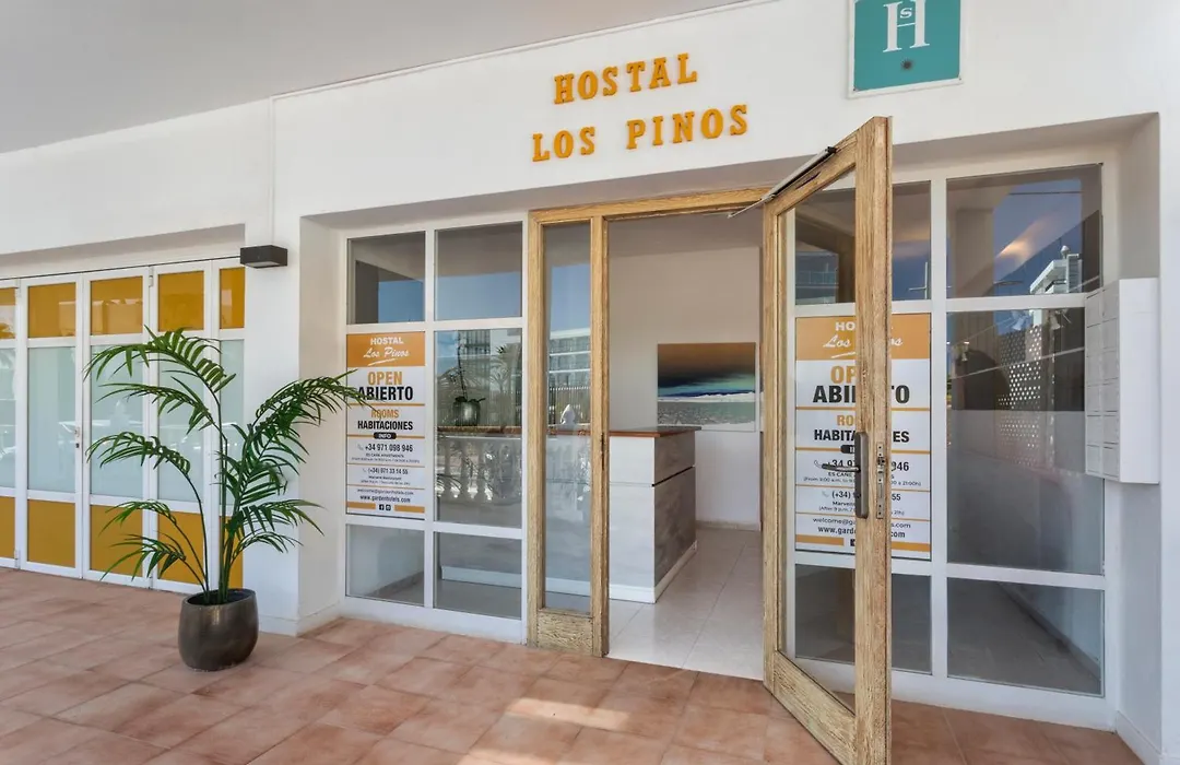 Hostal Los Pinos-1