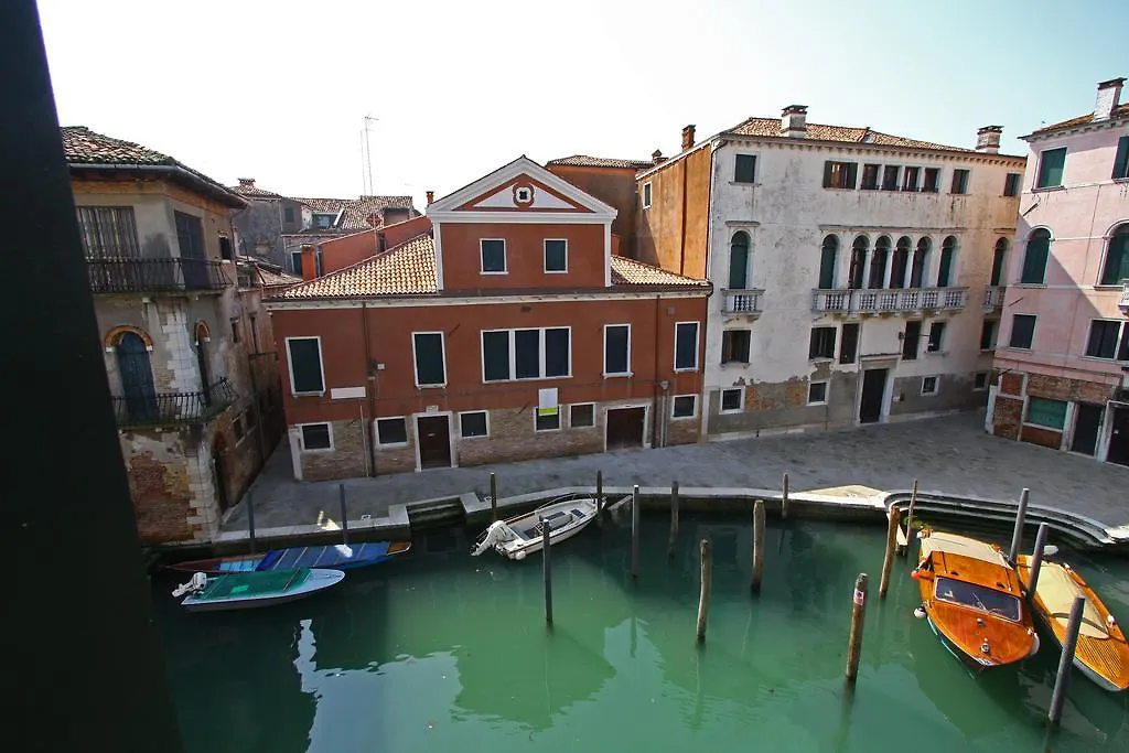Hotel Dalla Mora-1