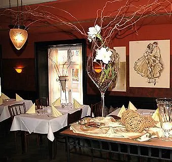 Hotel Goldener Anker-1