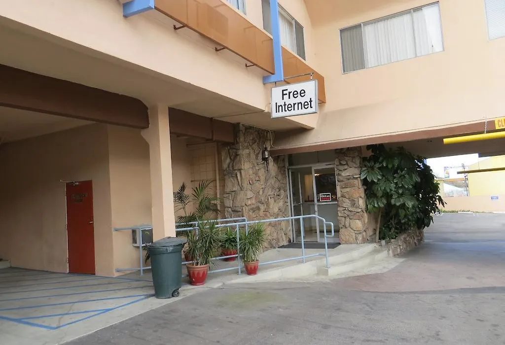 Jet Inn-1