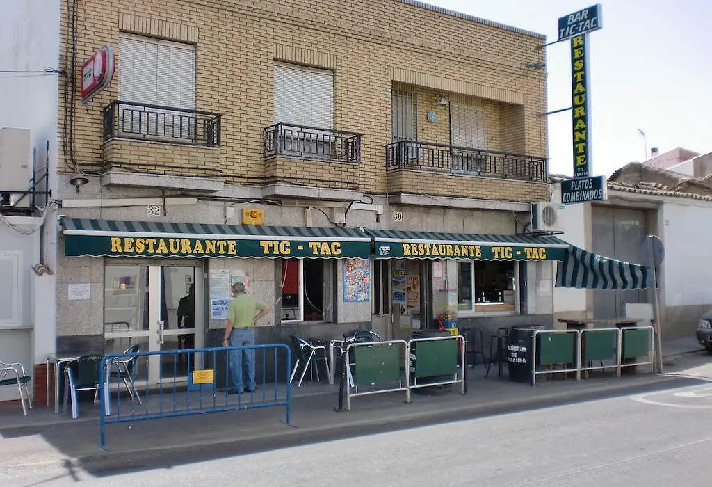 Hostal las Tres Jotas-1