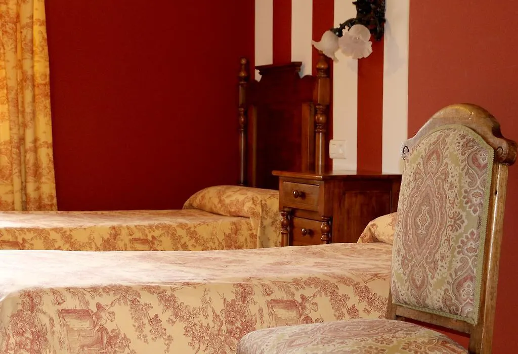 Hostal Emilia-1