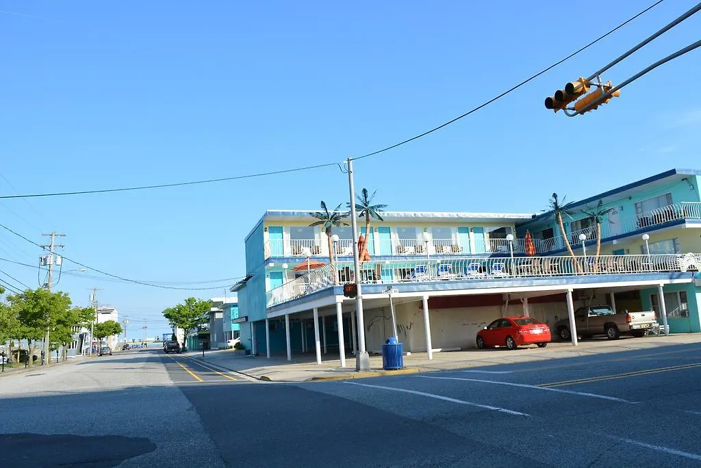 Royal Court Motel-1