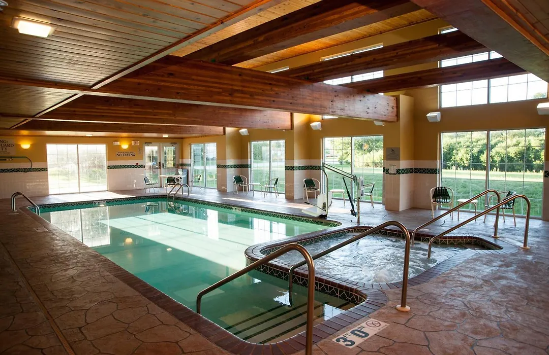 Country Inn & Suites By Radisson, Milwaukee Airport, Wi-1