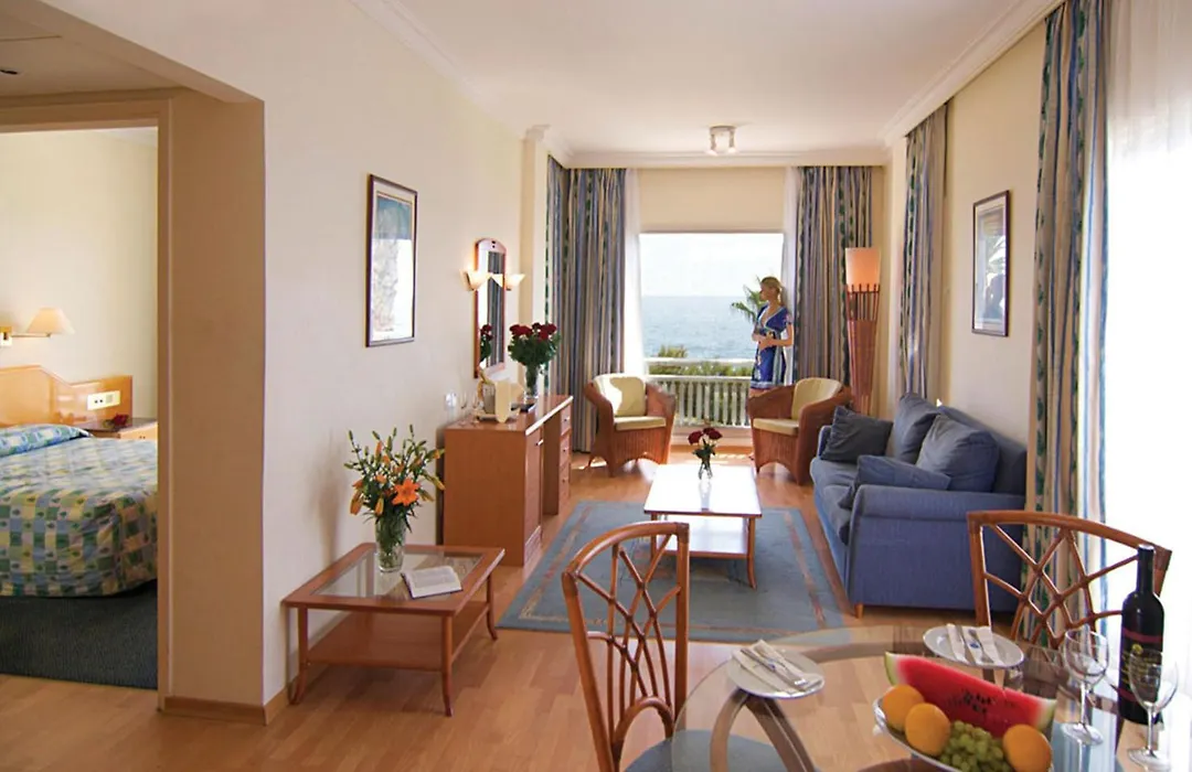 Cynthiana Beach Hotel-1
