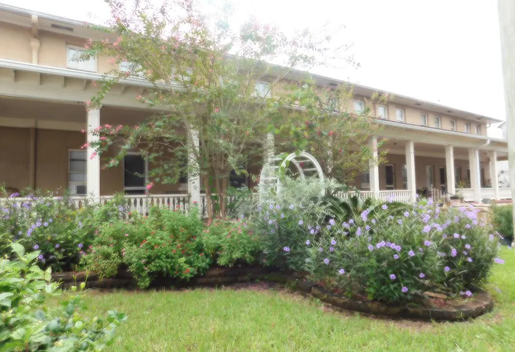 Cassadaga Hotel And Spiritual Center-1