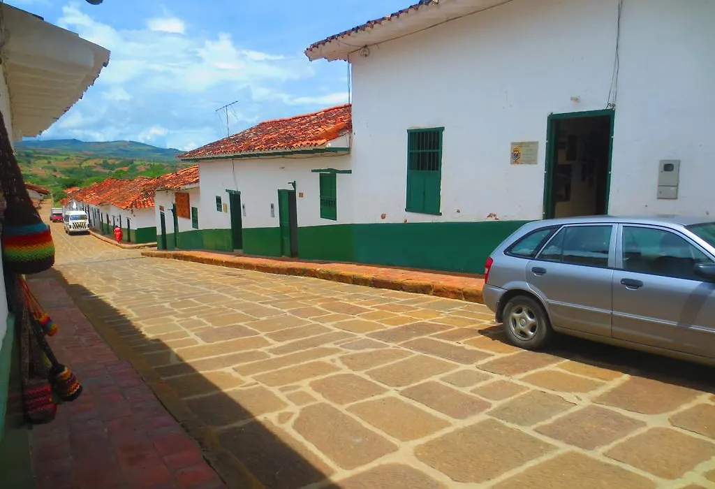 Mi Ranchito, Centro-1