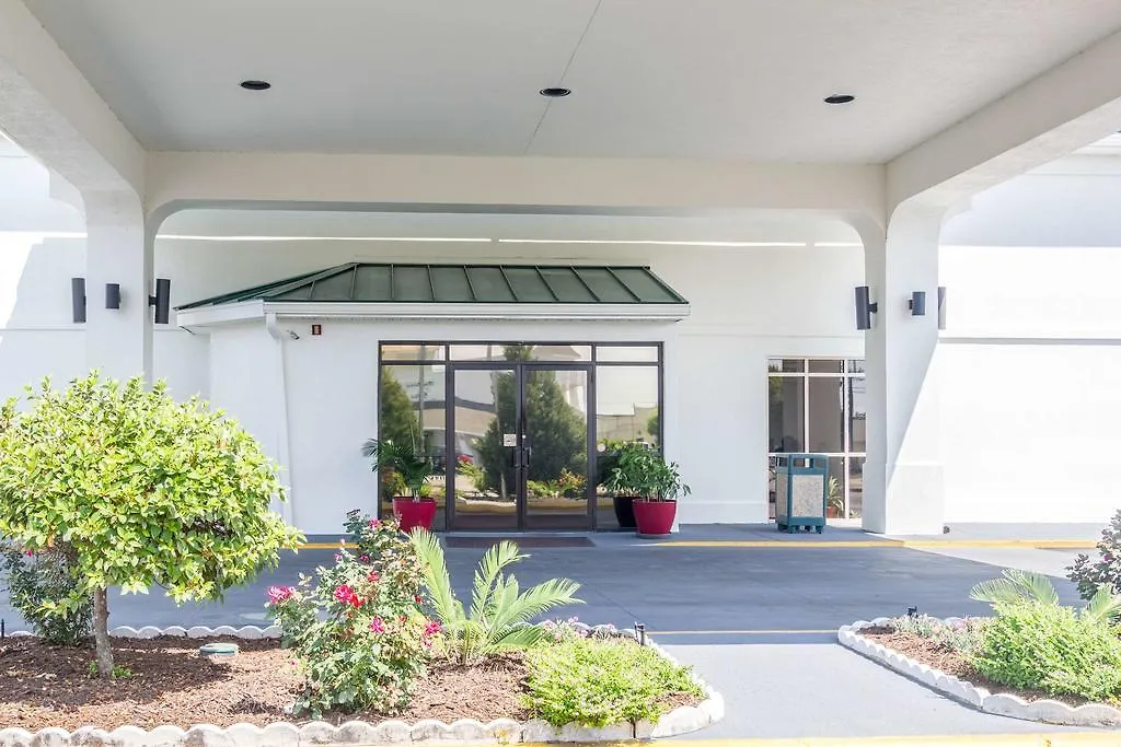 Motel 6 Waycross-1
