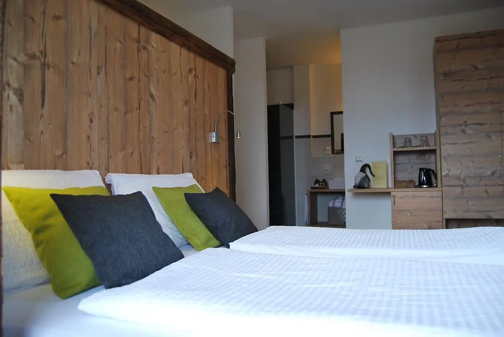 Hotel Alla Rocca-1