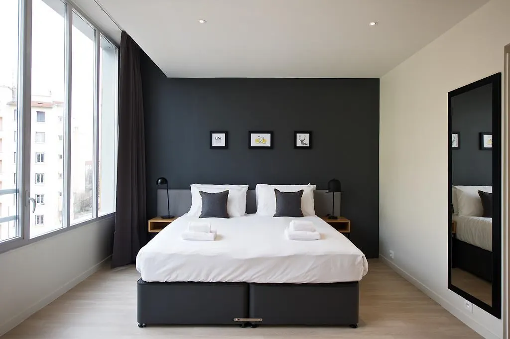 Staycity Aparthotels Lyon Rue Garibaldi-1