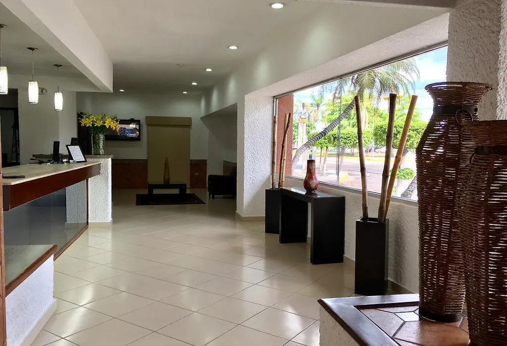 Hotel del Valle-1