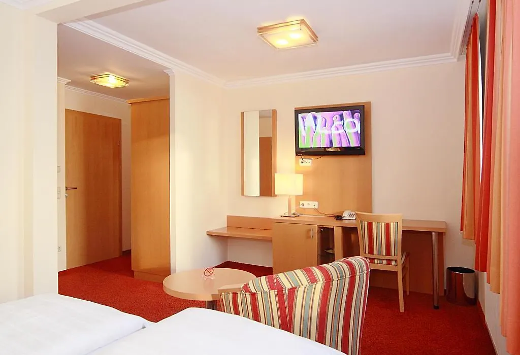 Hotel Goldener Adler-1
