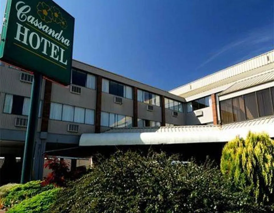 Cassandra Hotel-1