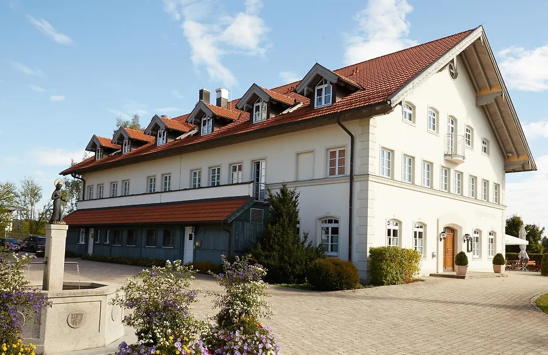 Pfaffinger Hof-1