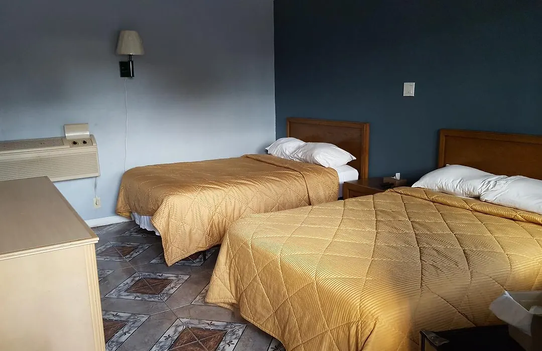 Budget Motel-1