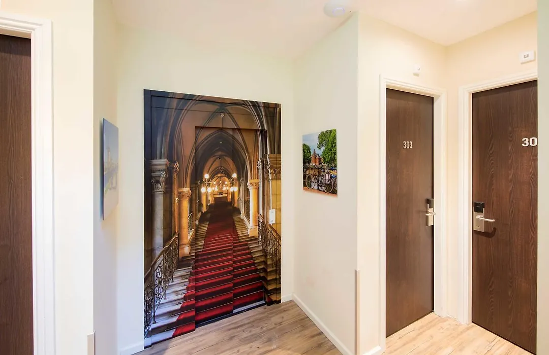 Royal Plaza Hotel Amsterdam-1