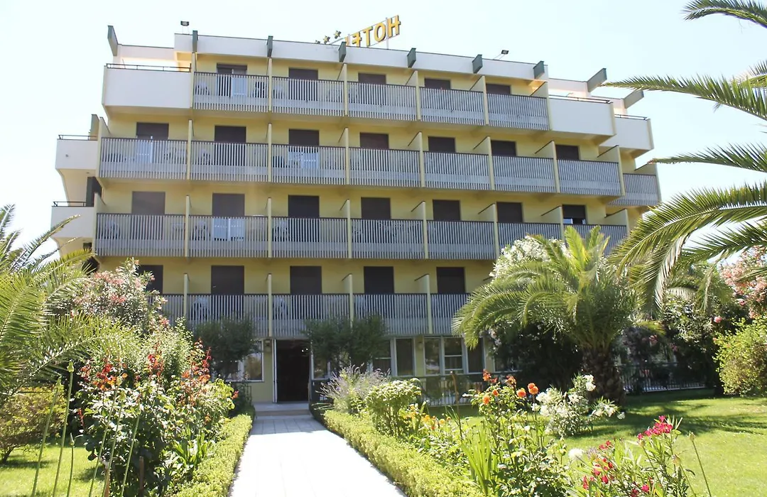 Hotel Fabiola-1