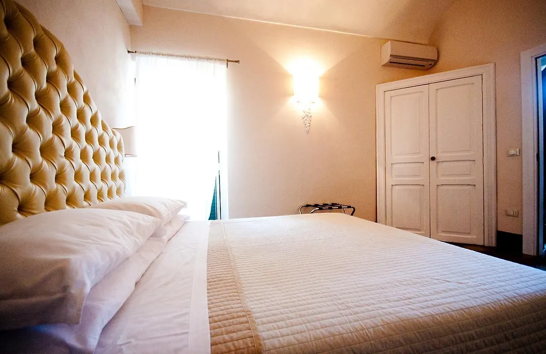 Sveva Rooms-1