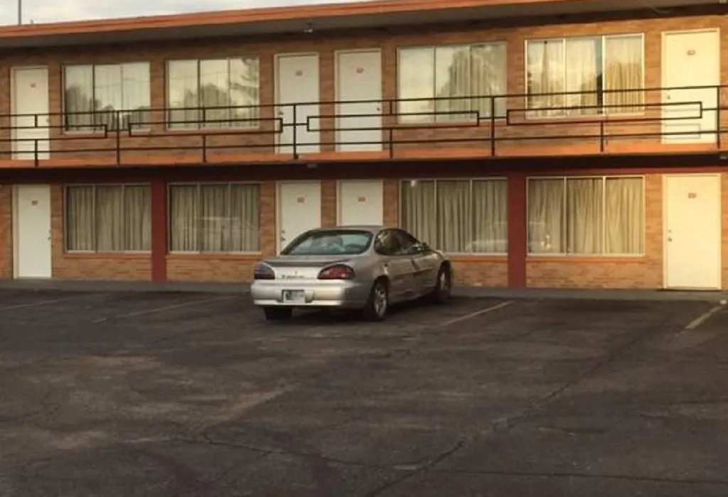 Statesman Inn-1