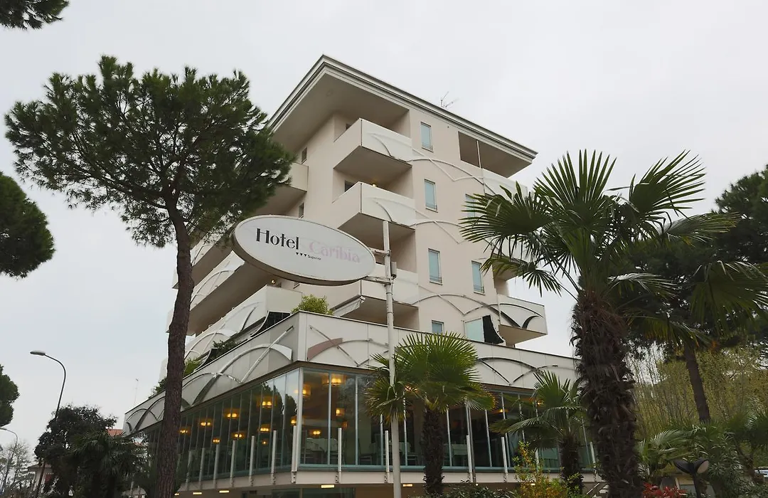 Hotel Caribia Pinarella-1