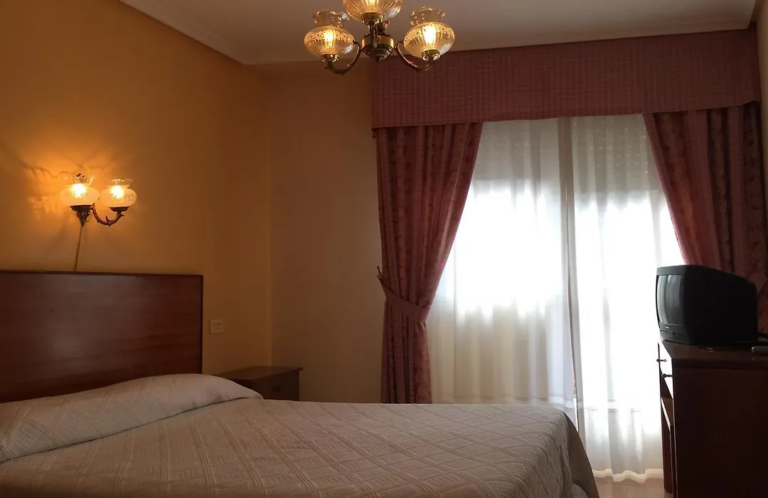 Hotel Restaurante Derby-1