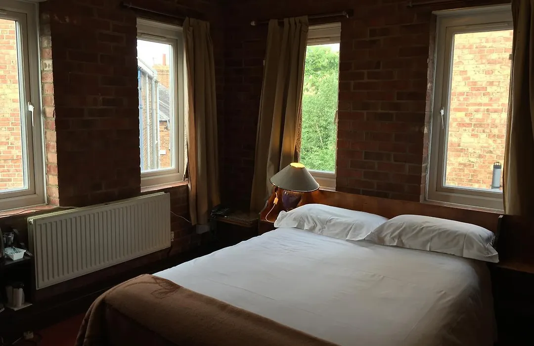 The Jericho Hotel-1
