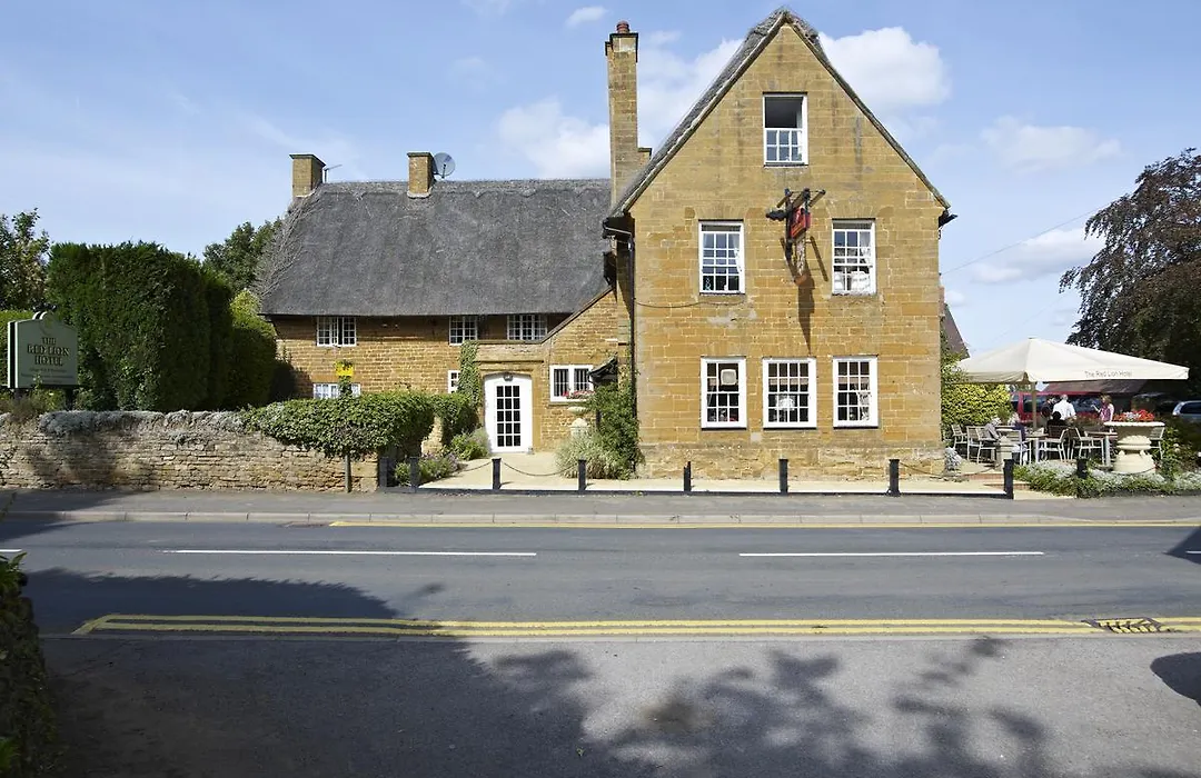 The Red Lion-1