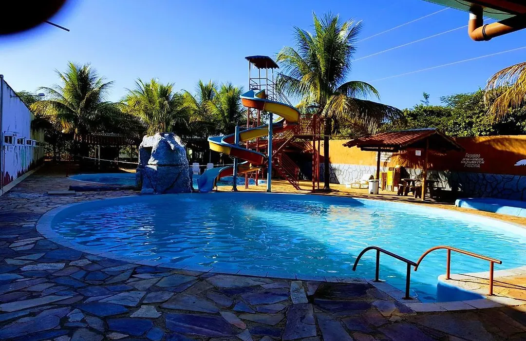 Camping Clube e Pousada Novilha de Ouro-1