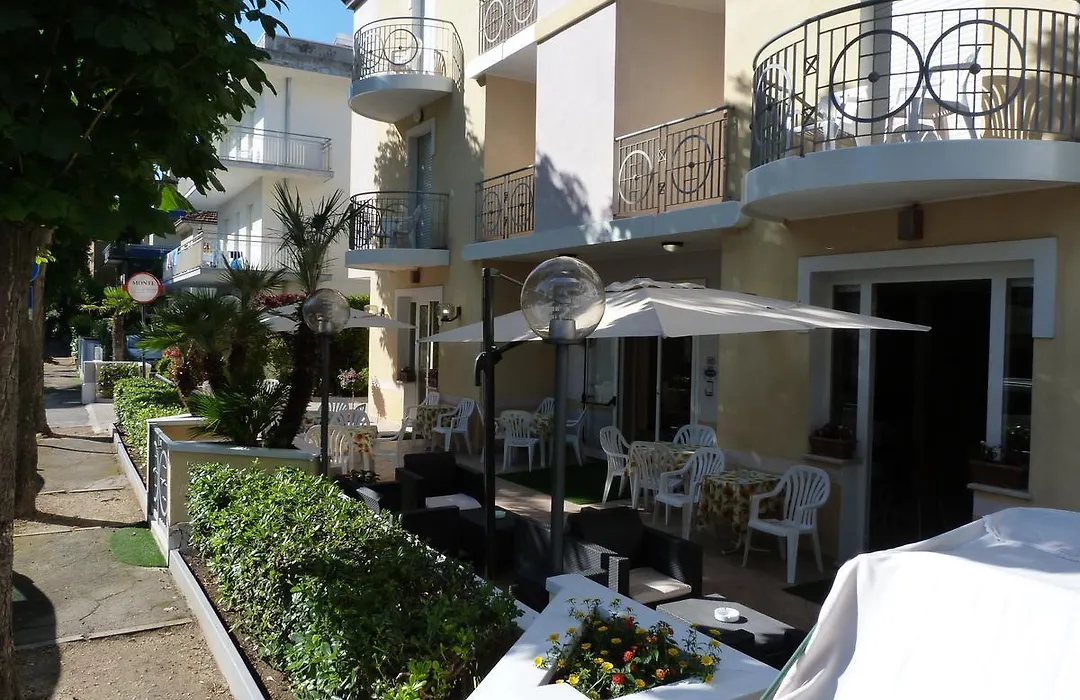 Hotel Monti-1