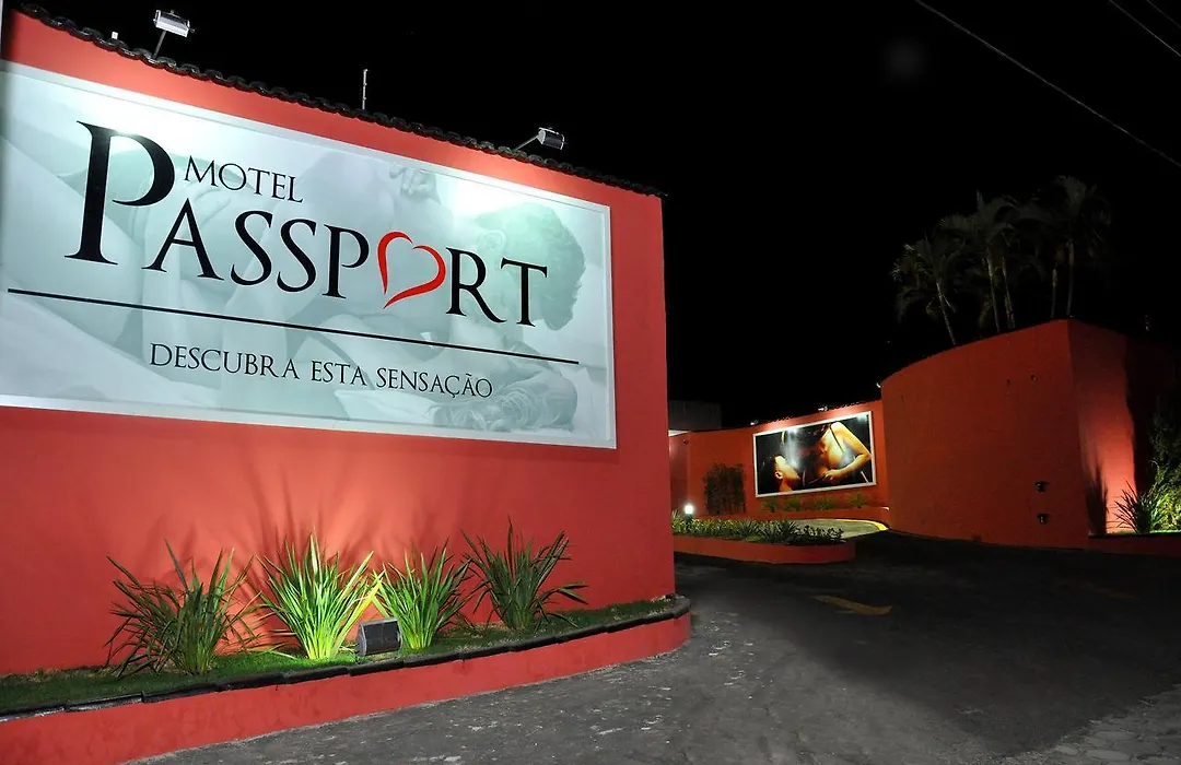 Motel Passport-1