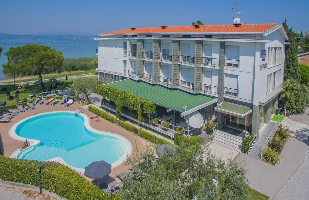 Hotel Miramar-1