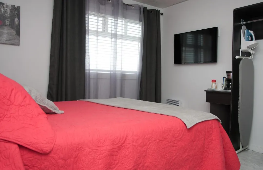 Hotel Le Plaza-1