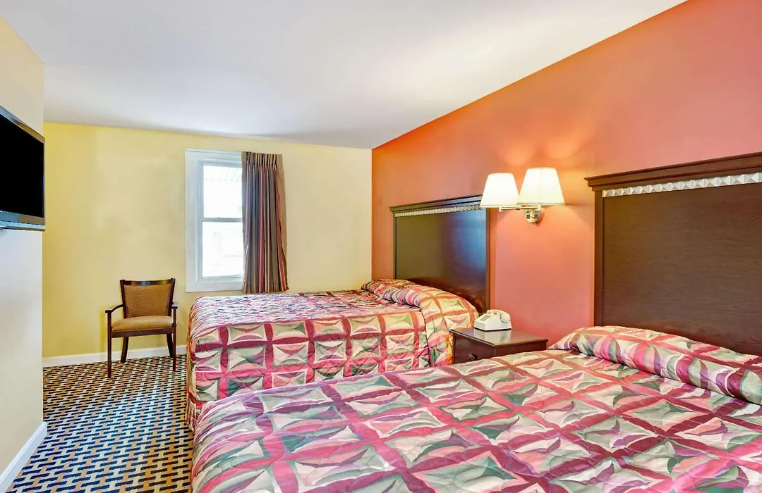 Budget Inn-1
