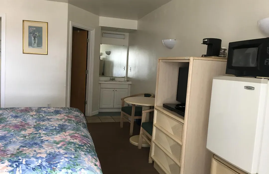 Point 1 Resort & Motel-1