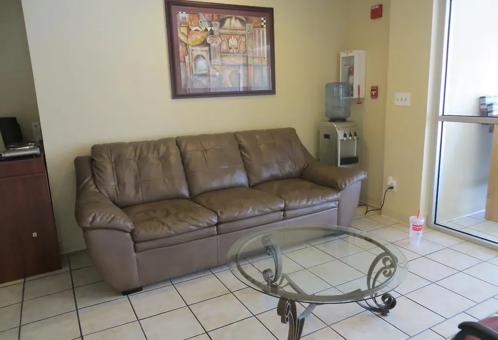 Travelstar Inn & Suites-1