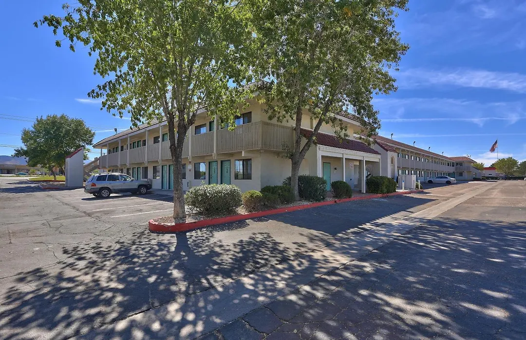 Motel 6-Kingman, Az - Route 66 East-1