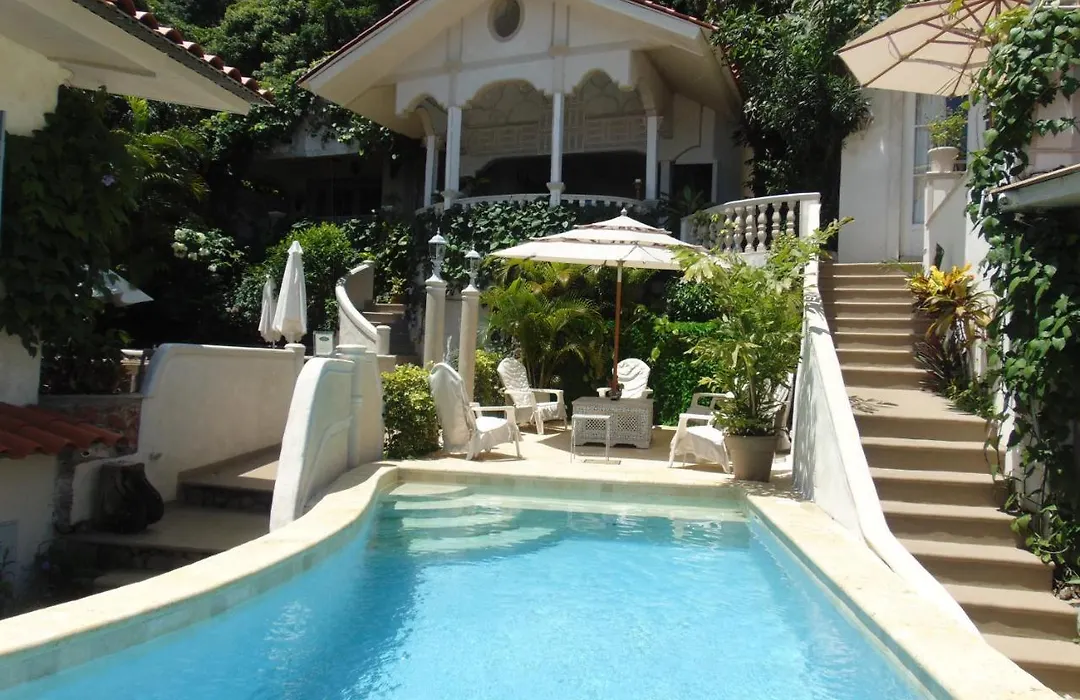 Villa Caprichosa Boutique Hotels-1