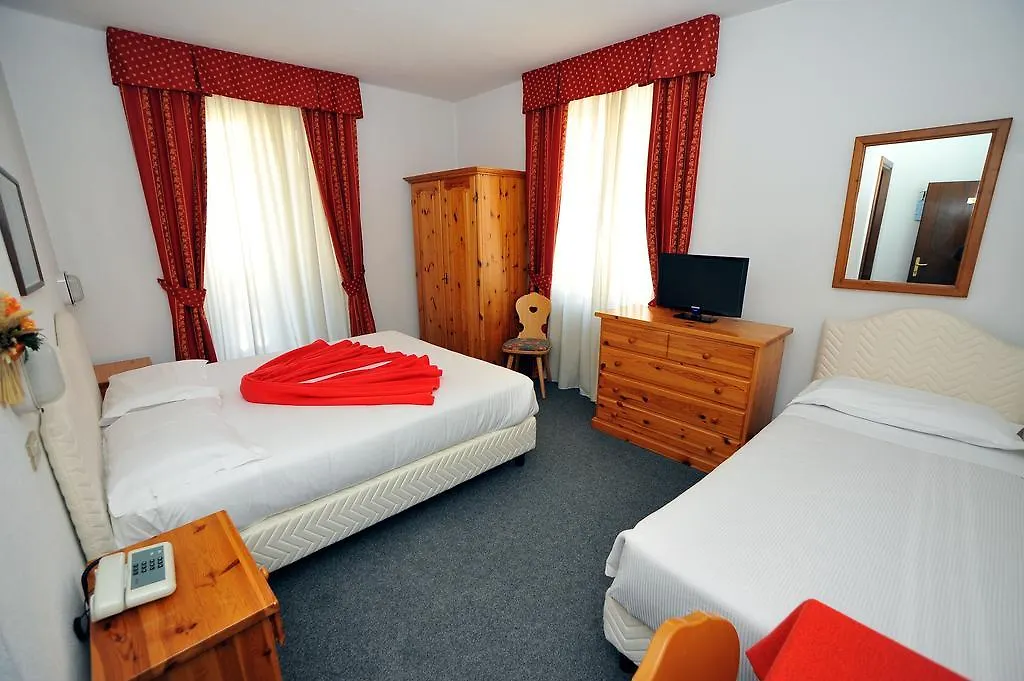 Hotel Capitani-1