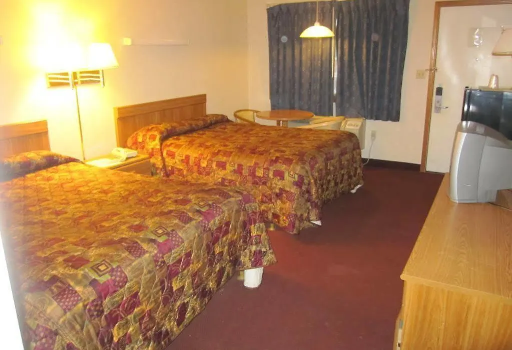 Economy Inn Tonawanda-1