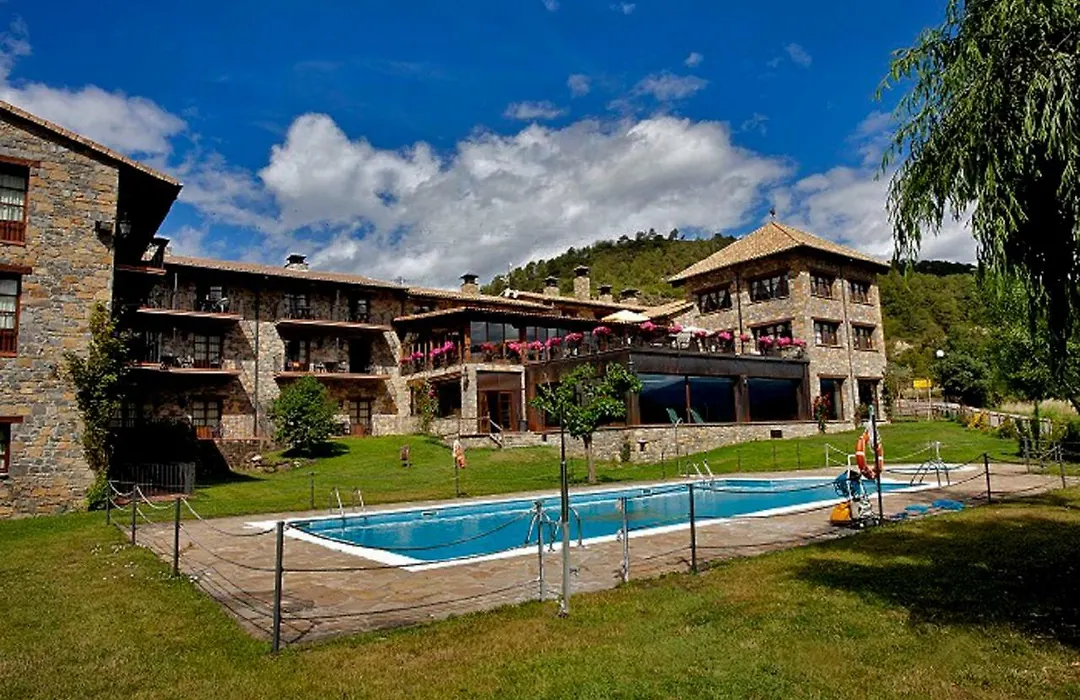 Hotel&SPA Peña Montañesa-1