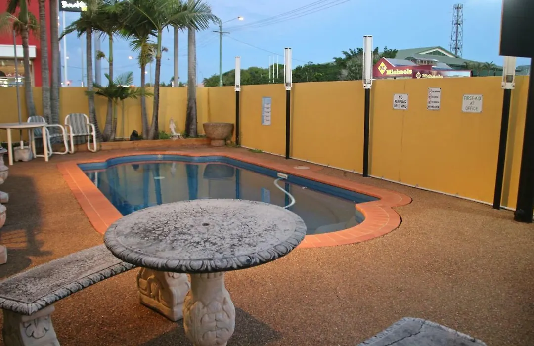 Bourbong St Motel-1