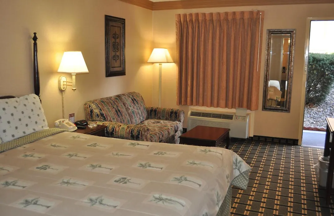 Executive Inn, Springdale-1