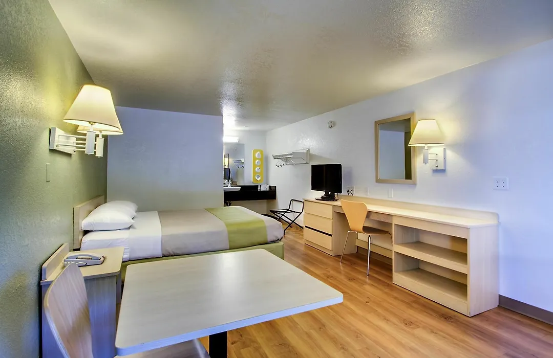 Rodeway Inn Baltimore West-1