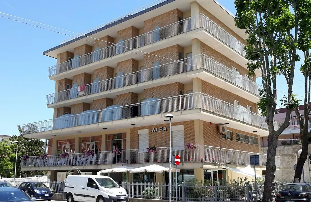 Hotel Alfa - SPIAGGIA INCLUSA con pacchetti personalizzati-1