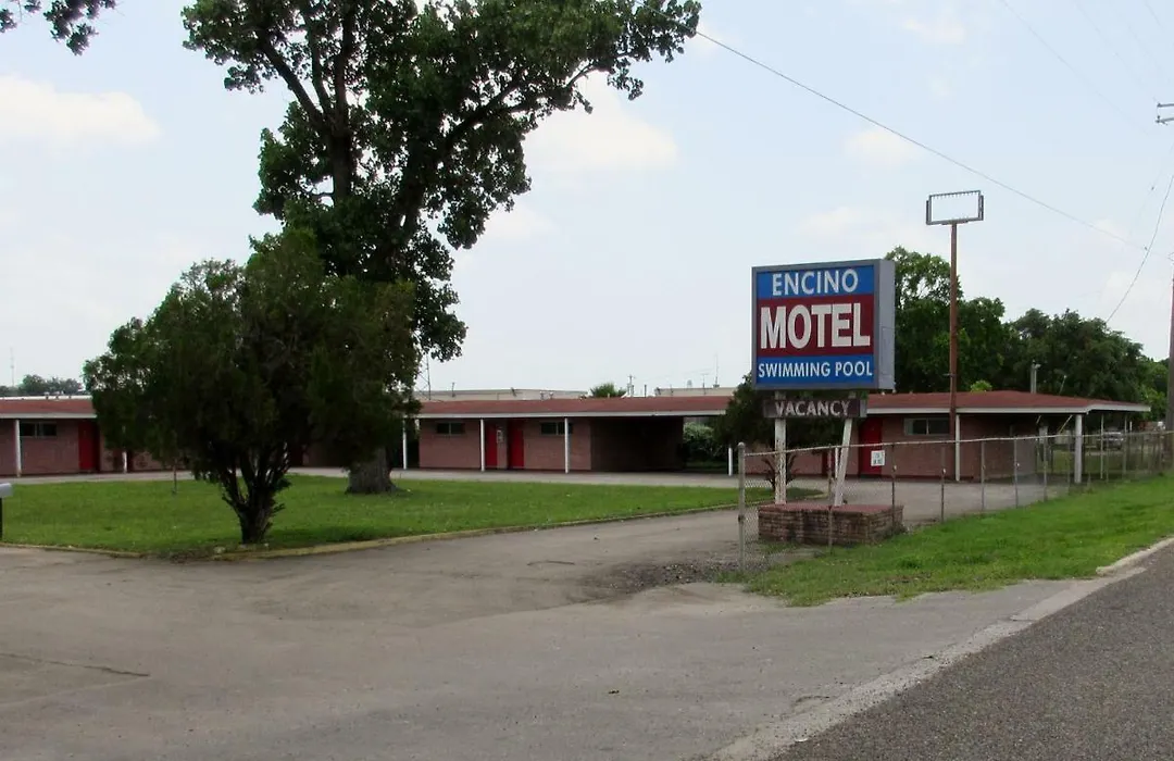 Encino Motel-1